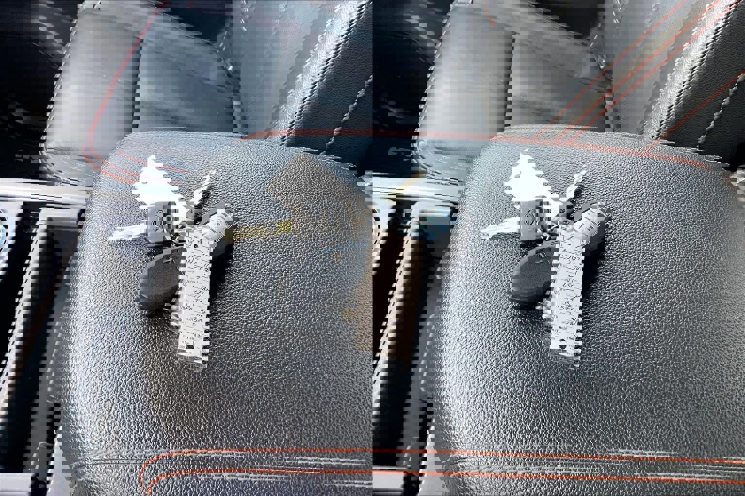 Used 2021 Nissan Titan PRO-4X w/ Pro-4x Convenience Package image 15