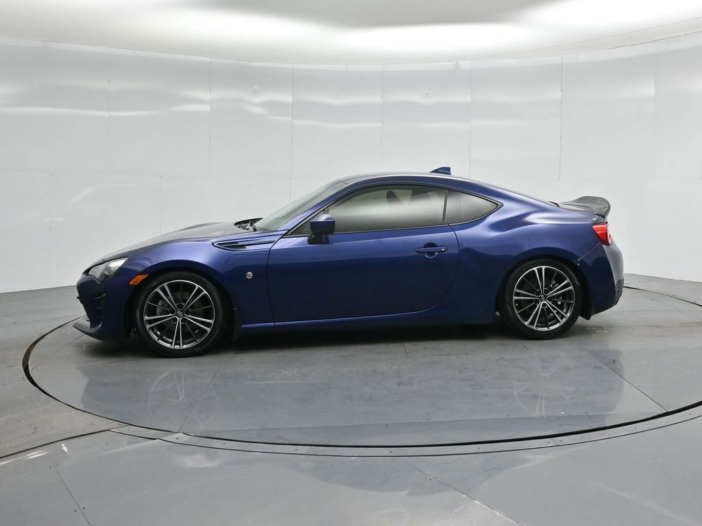 Used 2017 Toyota 86 image 22