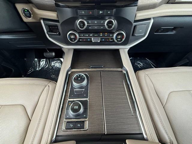 Certified 2024 Ford Expedition Limited AWD/4WD image 27