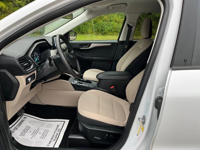 Certified 2022 Ford Escape SE w/ Convenience Package image 10