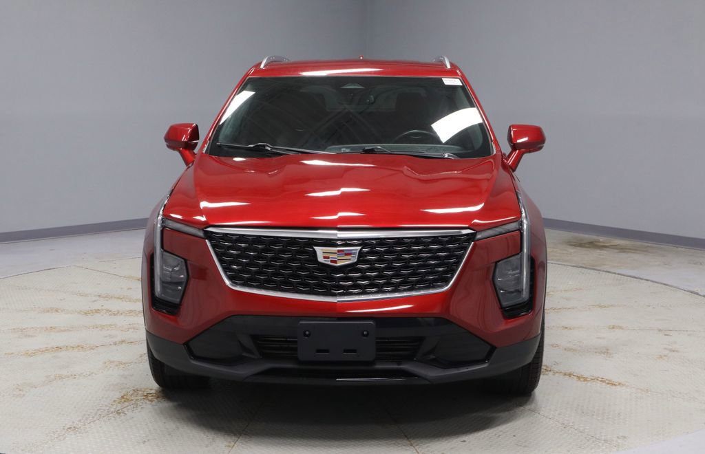 Used 2024 Cadillac XT4 Premium Luxury image 8