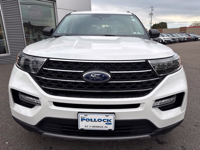 Certified 2023 Ford Explorer XLT w/ Equipment Group 202A AWD/4WD image 3