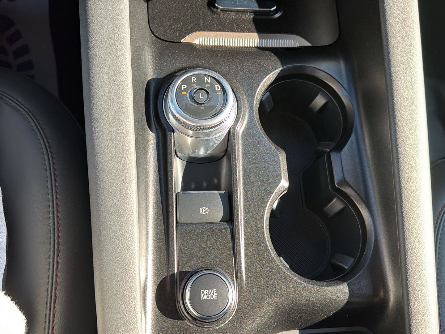 Certified 2025 Ford Explorer Active w/ Active Comfort Package image 40