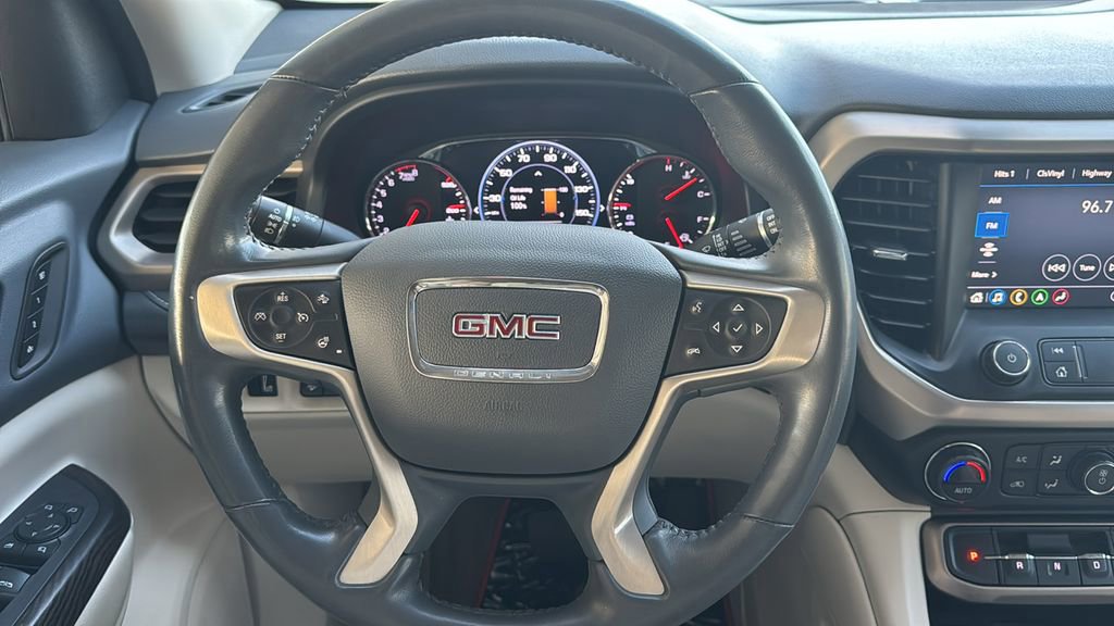Used 2021 GMC Acadia Denali w/ Denali Technology Package image 11
