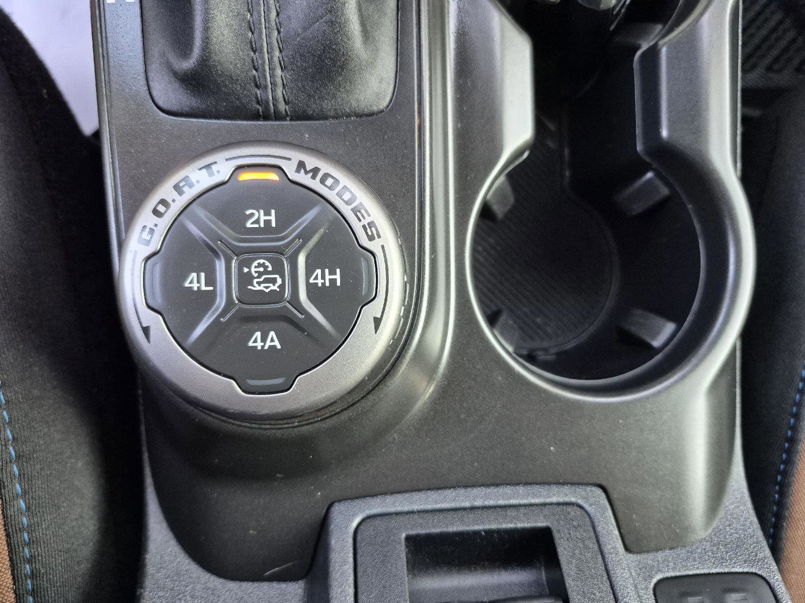 Certified 2023 Ford Bronco Outer Banks w/ Sasquatch Package image 18