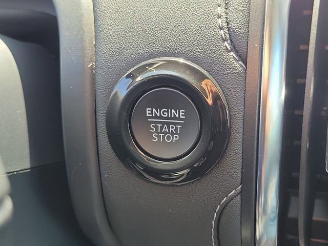Certified 2025 Ford Expedition Platinum AWD/4WD image 12