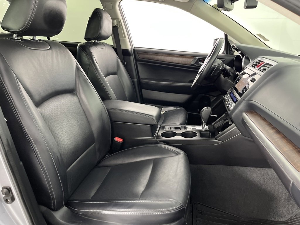 Used 2017 Subaru Outback 3.6R Limited image 31