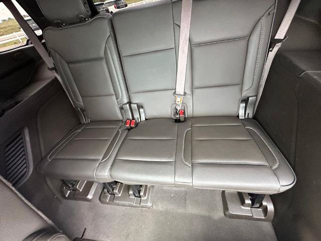 Used 2021 GMC Yukon Denali w/ Denali Premium Package AWD/4WD image 19