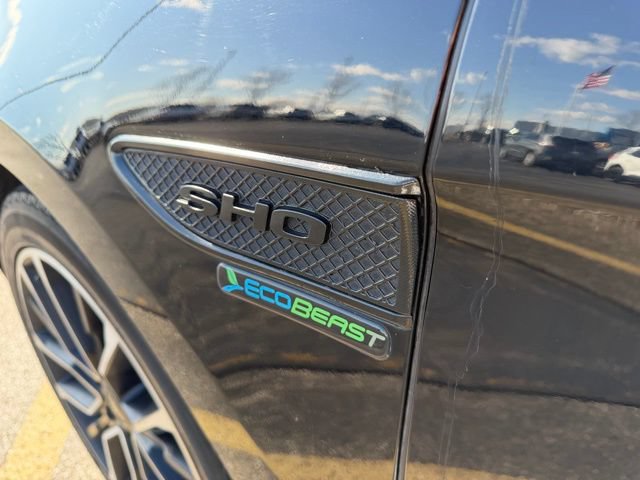 Certified 2018 Ford Taurus SHO w/ Driver Assist Package AWD/4WD image 27