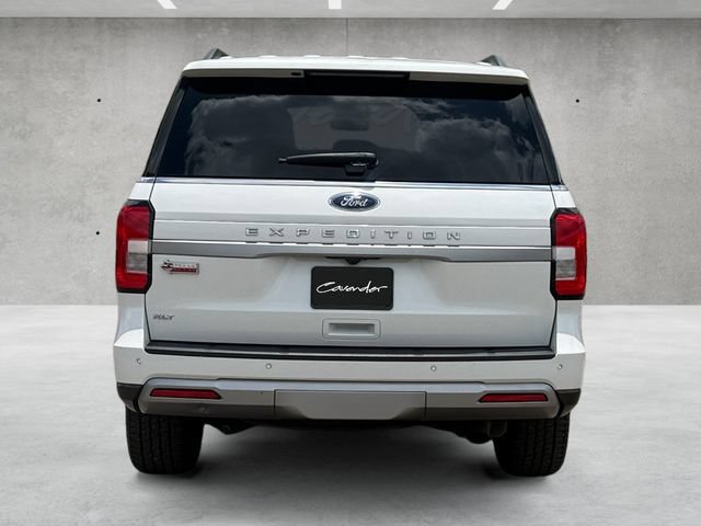 Certified 2024 Ford Expedition XLT RWD image 16