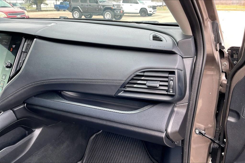 Used 2022 Subaru Outback Premium image 23