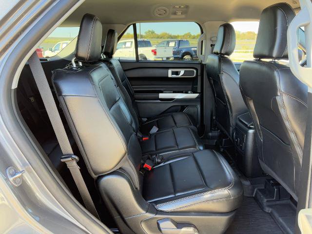 Certified 2023 Ford Explorer XLT w/ Equipment Group 202A AWD/4WD image 29