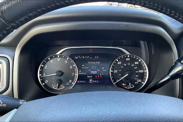 Used 2024 Nissan Titan SV w/ SV Convenience Package RWD image 14