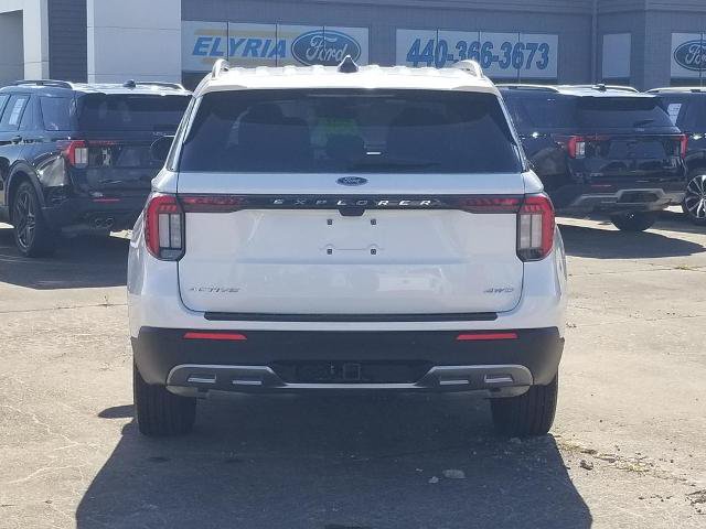 Certified 2025 Ford Explorer Active w/ Active Comfort Package AWD/4WD image 3