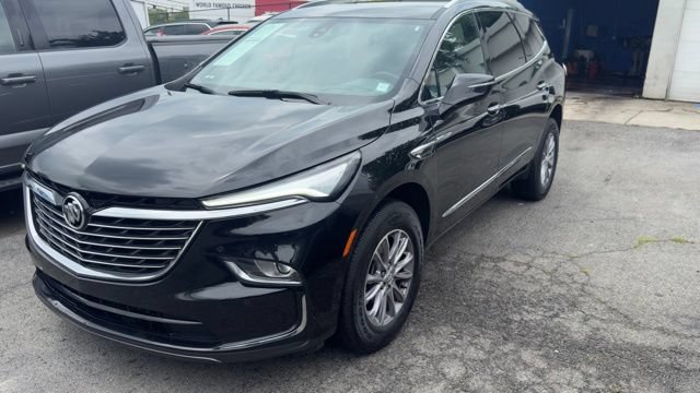 Used 2024 Buick Enclave Premium FWD image 1