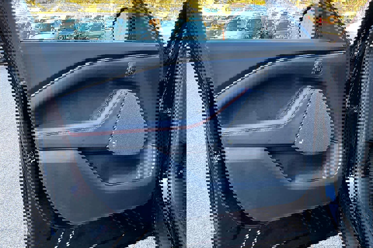 Certified 2025 Ford Mustang Mach-E Premium w/ Sport Appearance Package image 21