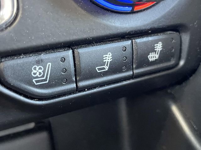 Used 2021 Chevrolet Suburban Premier w/ Premium Package image 23