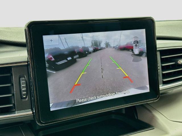 Certified 2023 Ford Explorer XLT w/ Equipment Group 202A AWD/4WD image 11