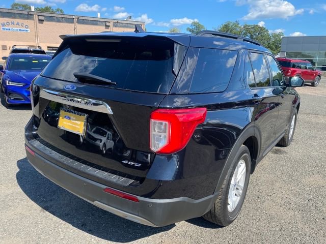 Certified 2022 Ford Explorer XLT w/ Equipment Group 202A image 7