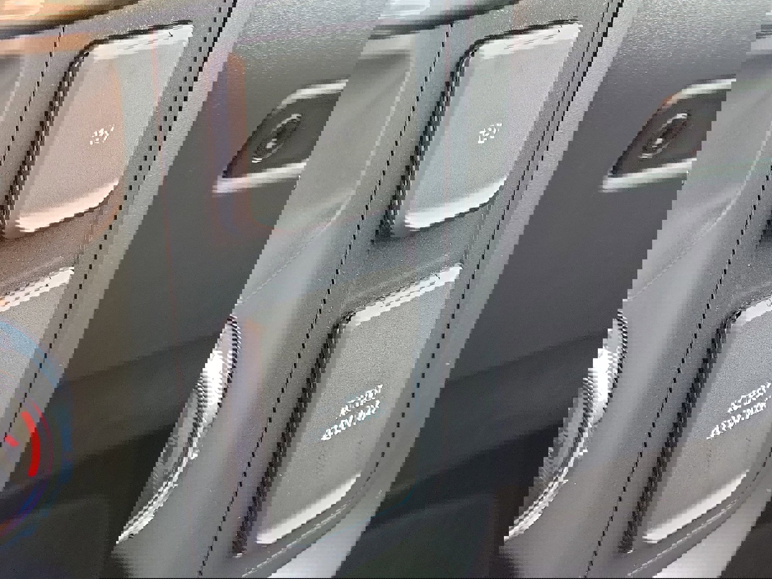 Certified 2022 Ford F150 XLT w/ Equipment Group 302A High image 33