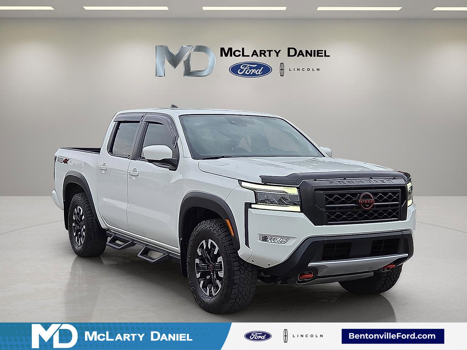 Used 2023 Nissan Frontier PRO-4X w/ Pro Convenience Package