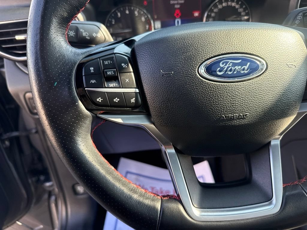 Certified 2023 Ford Explorer ST-Line AWD/4WD image 18