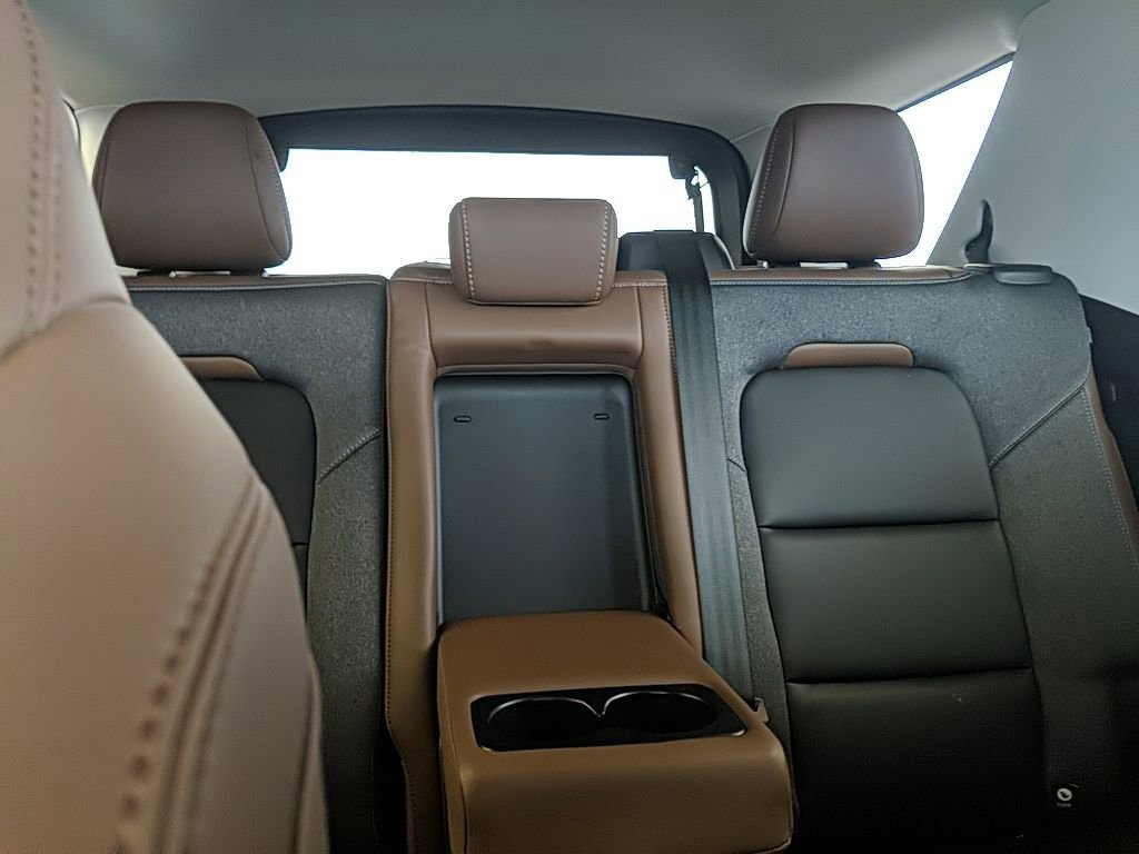 Certified 2024 Ford Bronco Sport Outer Banks w/ Tech Package image 27