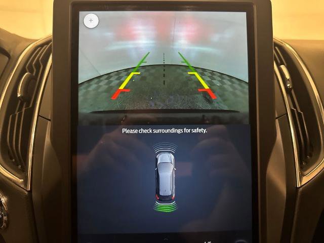 Certified 2024 Ford Edge Titanium image 27