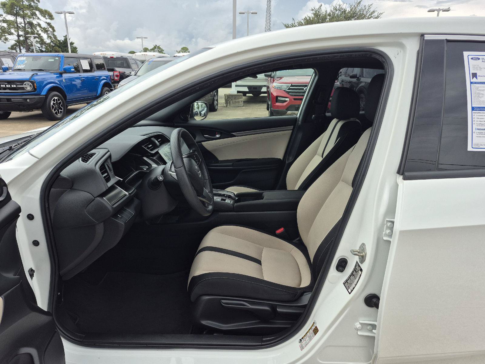 Used 2018 Honda Civic EX image 2