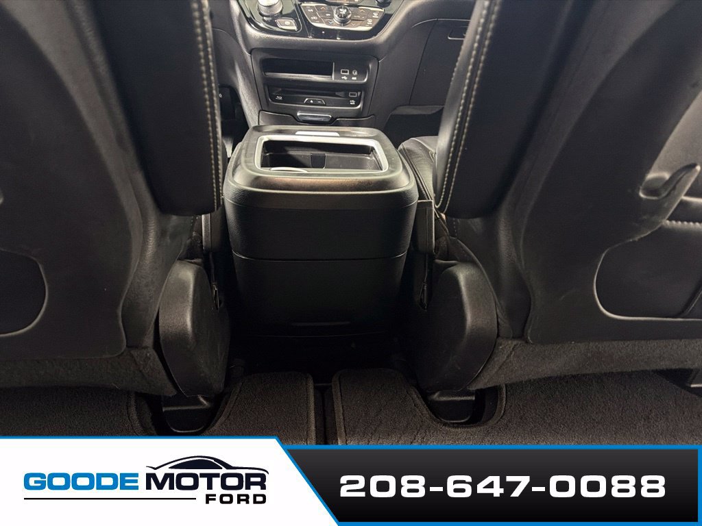 Used 2020 Chrysler Pacifica Touring-L Plus FWD image 21