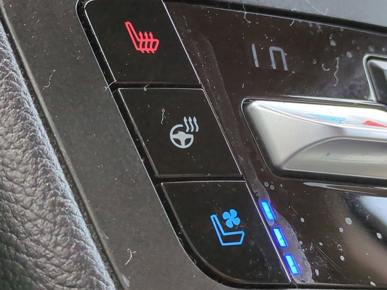 Certified 2020 Ford Explorer Limited image 22