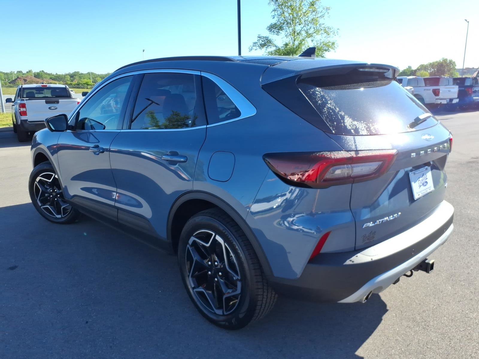Certified 2026 Ford Escape Platinum w/ Premium Technology Package AWD/4WD image 5