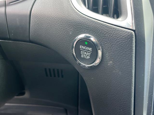 Certified 2022 Ford Edge ST image 9