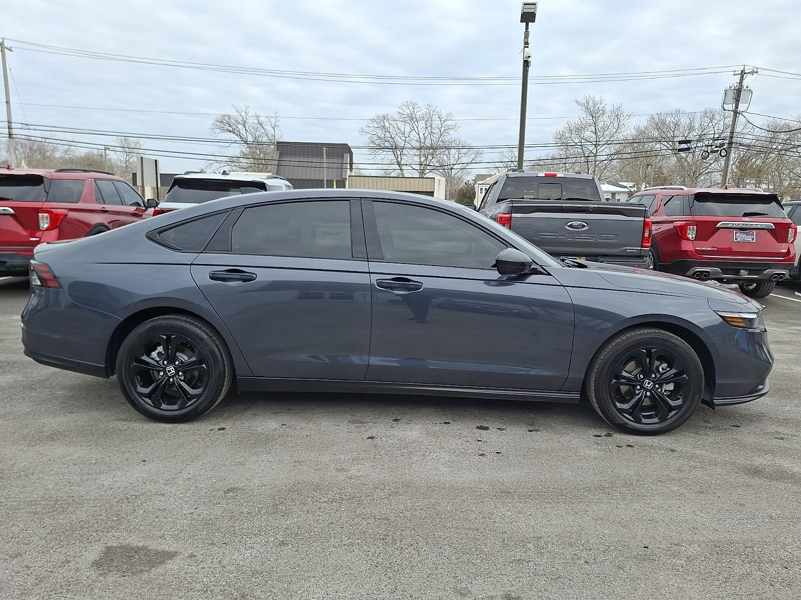 Used 2025 Honda Accord SE image 3