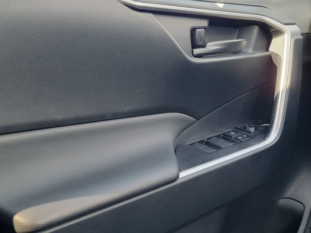 Used 2024 Toyota RAV4 LE AWD/4WD image 36