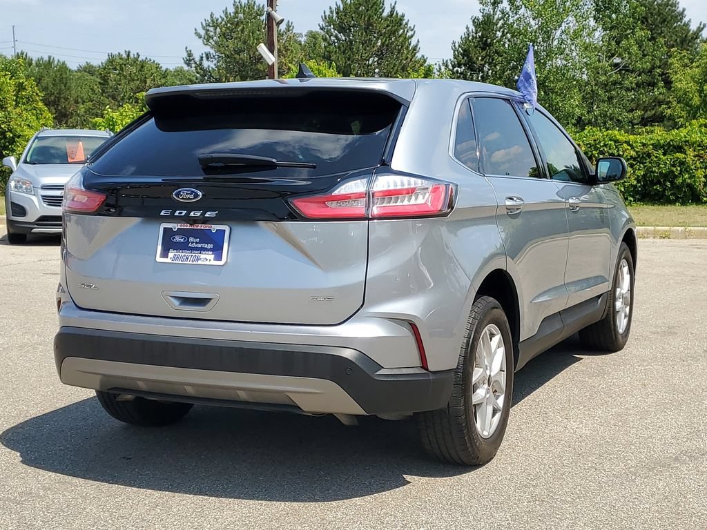 Certified 2023 Ford Edge SEL w/ Convenience Package AWD/4WD image 4