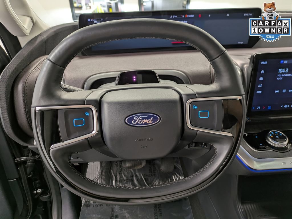 Certified 2025 Ford Expedition Max Platinum w/ Platinum Ultimate Package AWD/4WD image 22