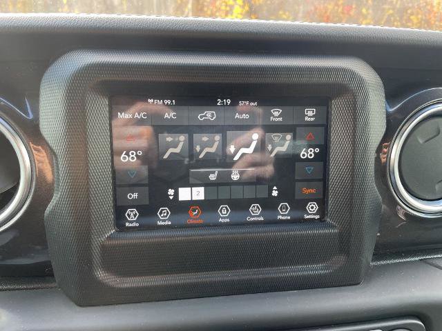 Used 2021 Jeep Wrangler Unlimited Sahara image 16