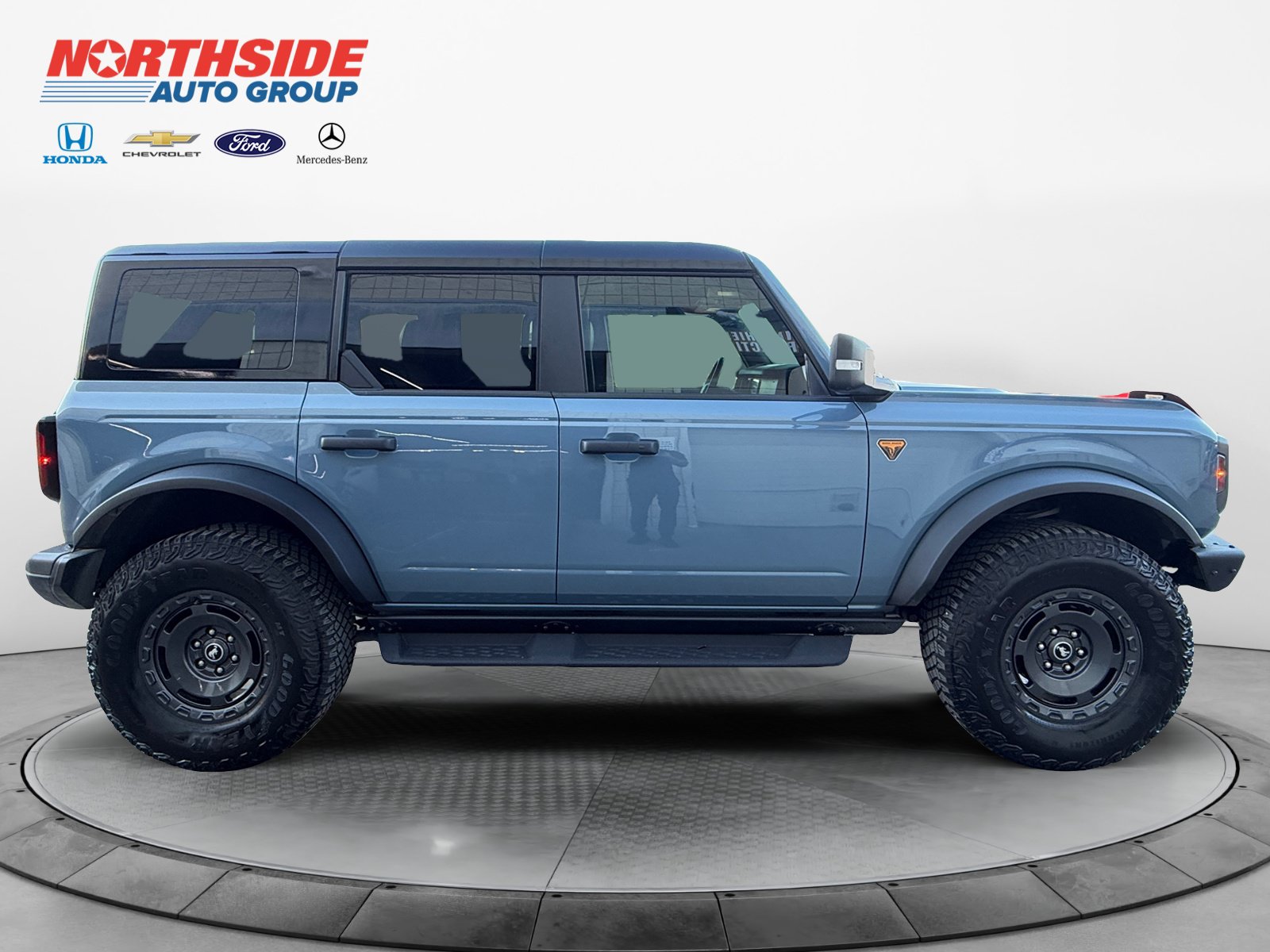 Certified 2024 Ford Bronco Badlands AWD/4WD image 8