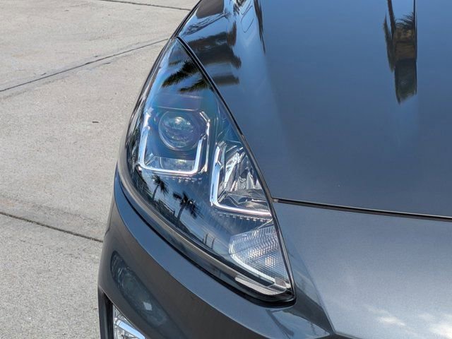 Certified 2022 Ford Escape SE w/ SE Sport Appearance Package image 9