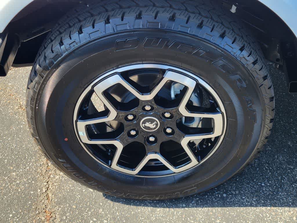 Certified 2026 Ford Bronco Outer Banks AWD/4WD image 9