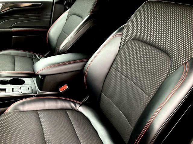 Certified 2023 Ford Escape ST-Line image 22