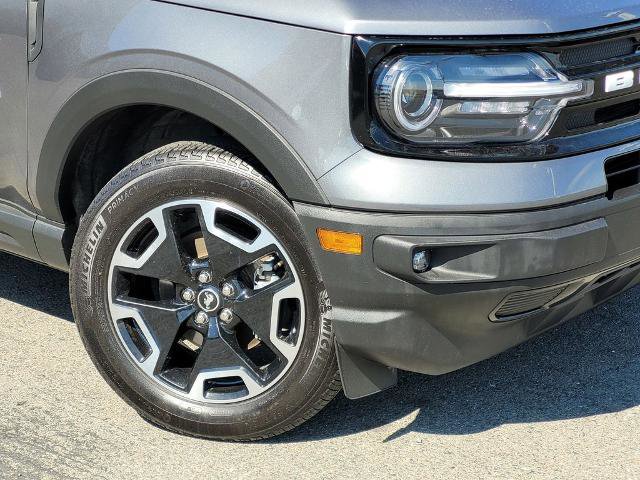 Certified 2024 Ford Bronco Sport Outer Banks AWD/4WD image 9