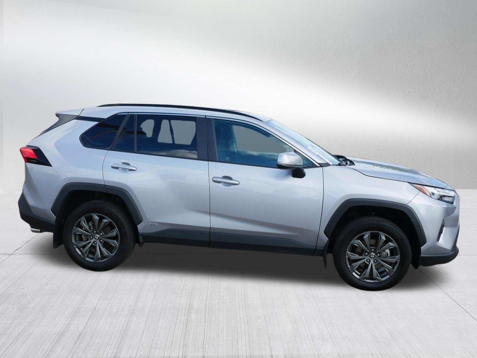 Used 2024 Toyota RAV4 XLE Premium w/ Weather Package AWD/4WD image 8