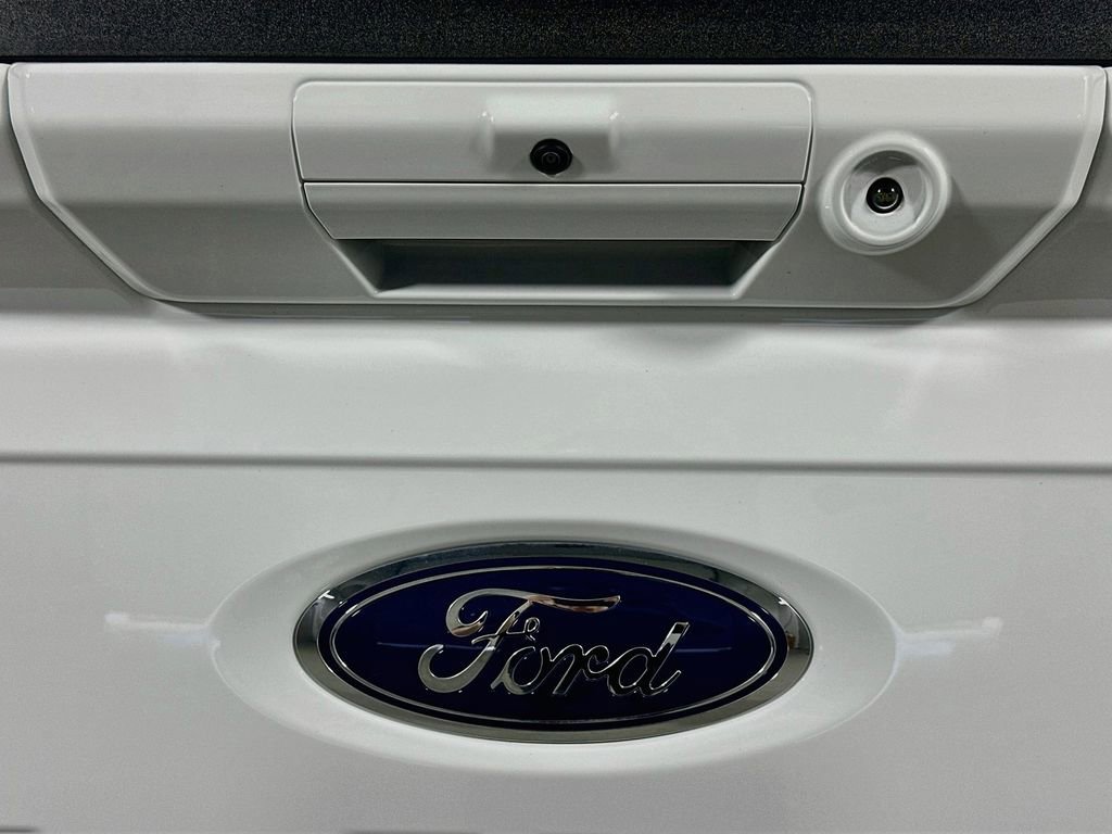 Certified 2022 Ford F150 XLT w/ Equipment Group 302A High image 18