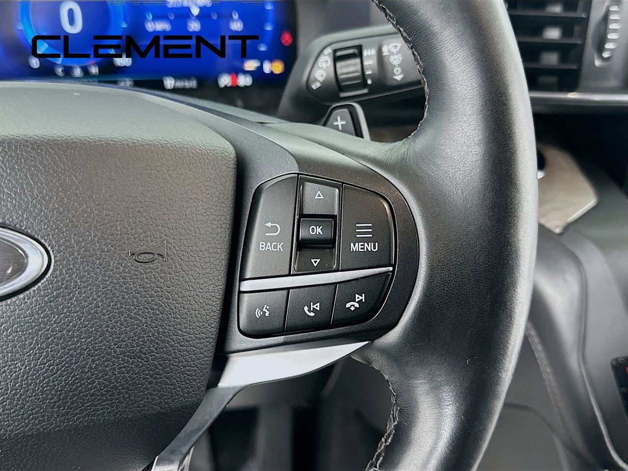 Certified 2020 Ford Explorer Platinum w/ Premium Technology Package image 16