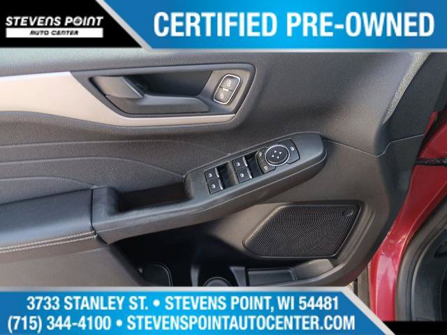 Certified 2022 Ford Escape SE w/ Cold Weather Package AWD/4WD image 16