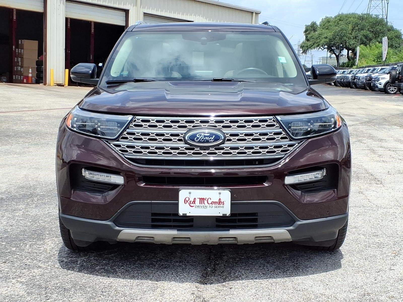 Certified 2023 Ford Explorer Limited w/ Limited Technology Package RWD image 2