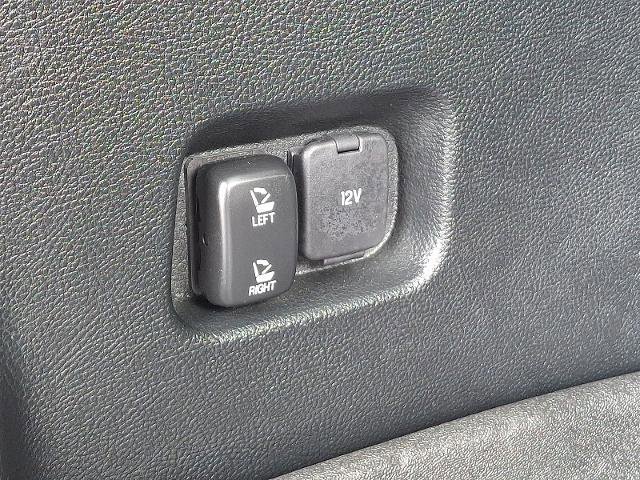 Certified 2022 Ford Edge SEL w/ Sport Appearance Package image 28