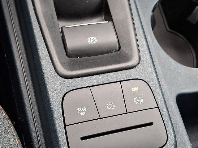 Certified 2022 Ford Maverick XLT w/ XLT Luxury Package image 24